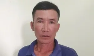 Nghi phạm cướp xe máy bị bắt sau 15 năm trốn truy nã Nghi phạm cướp xe máy bị bắt sau 15 năm trốn truy nã