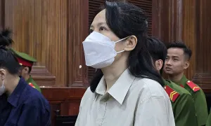 Gần 600 người bị 'giám đốc tâm thần' lừa hơn 830 tỷ đồng Gần 600 người bị 'giám đốc tâm thần' lừa hơn 830 tỷ đồng