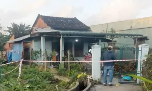 Thi thể đôi vợ chồng trong căn nhà cháy Thi thể đôi vợ chồng trong căn nhà cháy