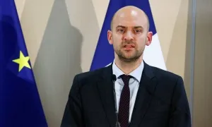 Pháp cảnh báo ông Trump về lời đe dọa kiểm soát Greenland Pháp cảnh báo ông Trump về lời đe dọa kiểm soát Greenland