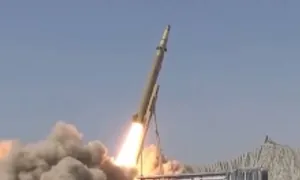Iran ra mắt tên lửa đạn đạo 'vượt qua được THAAD, Patriot' Iran ra mắt tên lửa đạn đạo 'vượt qua được THAAD, Patriot'