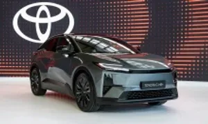 Toyota: Xe điện C-HR là xe cao cấp Toyota: Xe điện C-HR là xe cao cấp