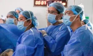 Bà bầu từ Singapore sang TP HCM can thiệp tim bào thai thành công Bà bầu từ Singapore sang TP HCM can thiệp tim bào thai thành công