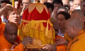 Xá lợi Đức Phật Thích Ca Mâu Ni rời Việt Nam Xá lợi Đức Phật Thích Ca Mâu Ni rời Việt Nam