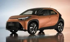 Xe nhỏ nhất của Toyota nâng cấp hệ truyền động hybrid Xe nhỏ nhất của Toyota nâng cấp hệ truyền động hybrid