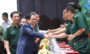 Thủ tướng yêu cầu làm tốt chính sách trọng dụng nhân tài trong quân đội