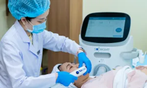 Đang chữa nám có nên trẻ hóa da?