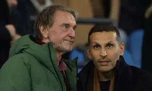 Ratcliffe có thể mất Man Utd vì điều khoản lạ Ratcliffe có thể mất Man Utd vì điều khoản lạ