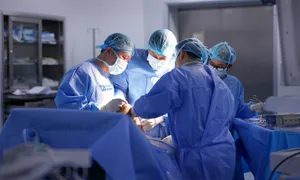 Thay khớp gối thoái hóa cho thương binh 73 tuổi