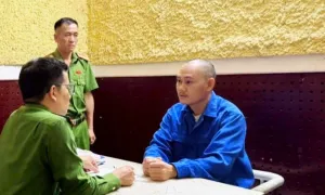 Liên tiếp thuê 6 ôtô đem cầm cố Liên tiếp thuê 6 ôtô đem cầm cố