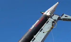 Houthi tuyên bố phóng tên lửa mang đầu đạn chùm vào Israel