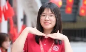 Trở thành thủ khoa Ngoại thương với điểm SAT top 1% thế giới