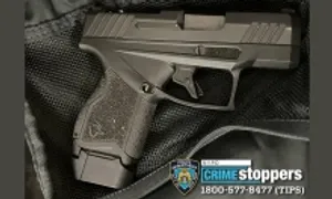 Học sinh mang súng đến lớp, dọa 'bắn cả trường'