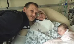 Cái ngáp gây gãy cổ, liệt nửa người