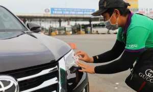 Sát 'giờ G', doanh nghiệp vẫn khó chuyển sang tài khoản giao thông