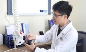 Thoát vị đĩa đệm do vác hàng nặng